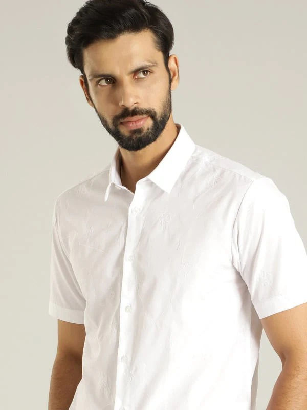 Indian Terrain Men Embroidered White Shirt